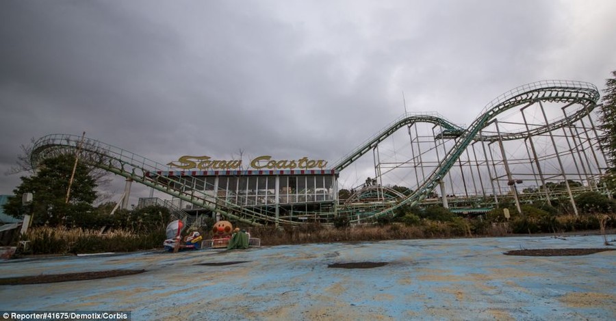 Due to lack of visitors Nara Dreamland eventually closed down, but it had operated since 1961