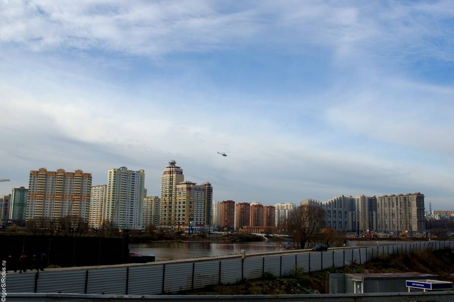 Полеты вертолетов над Москвой.