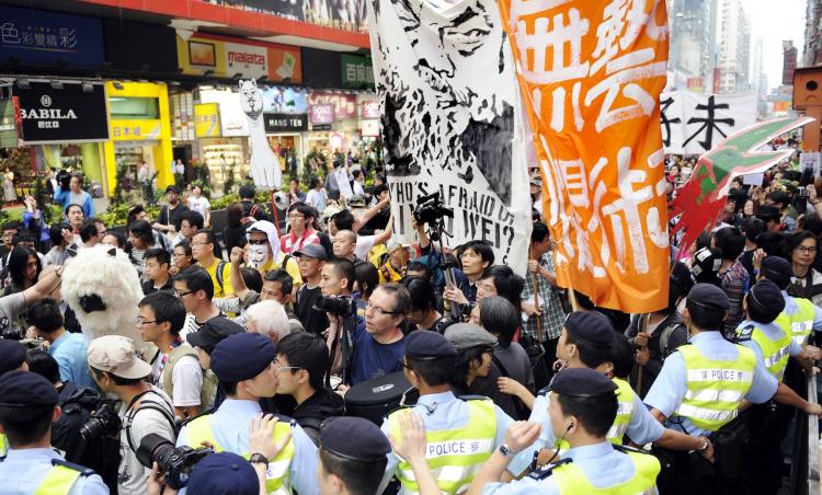 Протест за освобождения известного китайскова критика Ай Вэйвэй в Гонконге 23 апреля.