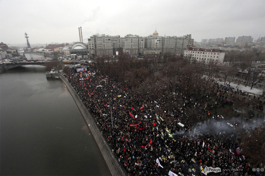 Митинг на Болотной площади Москвы 10 декабря, фото с вертолета.