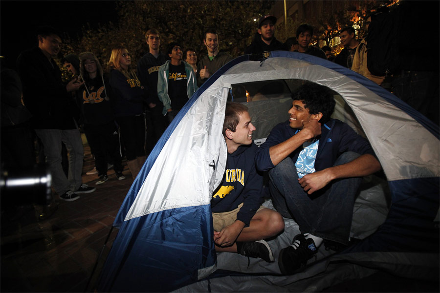 Студенты Калифорнийского университета во время акции Occupy Cal. © Stephen Lam/Reuters