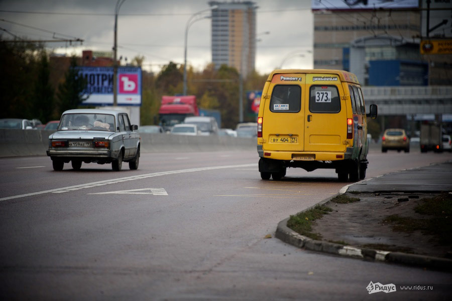 Выделенная полоса для общественного транспорта в Москве. © Антон Белицкий/Ridus.ru