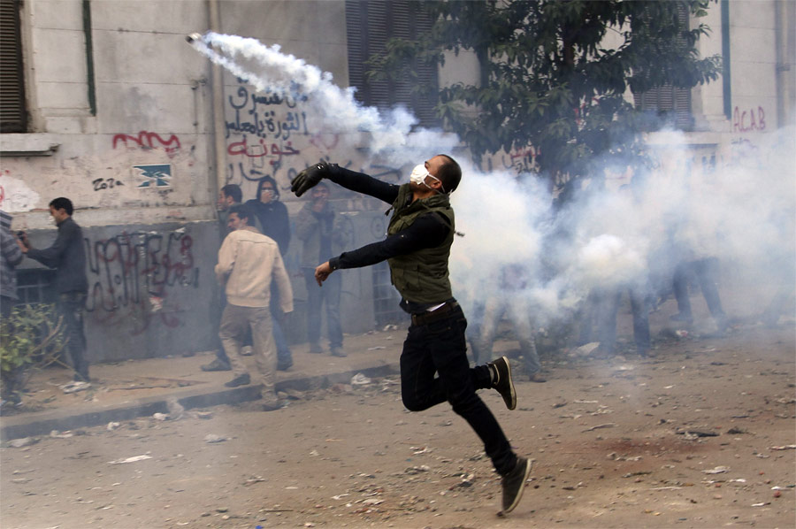 Столкновения полиции и демонстрантов на площади Тахрир. © Mohamed Abd El-Ghany