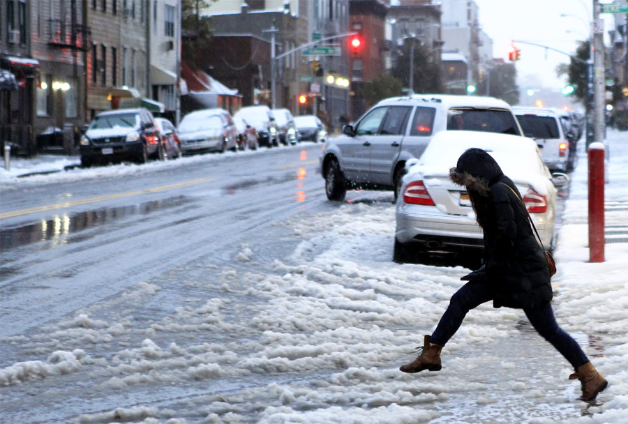 Последствия снегопада в Нью-Йорке. © Lucas Jackson/Reuters