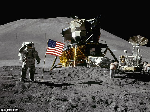 флаг на луне