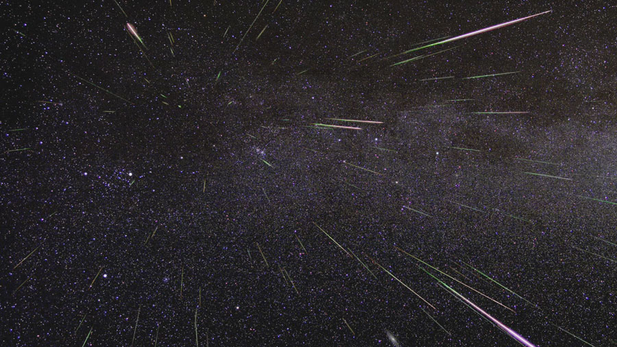 Метеорный поток Персеиды. © NASA
