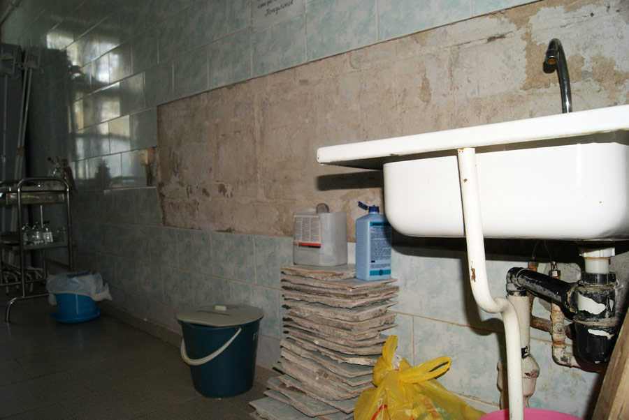 Ординаторская детской больницы в Северной Осетии. © bezpontovaia.livejournal.com