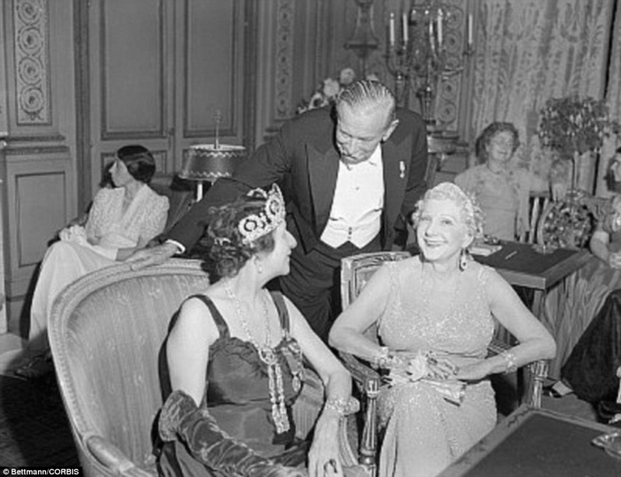 In June of 1941, Vanderbilt Mansion on Fifth Avenue, was thrown open for the first time in history for a ball to raise money for charity