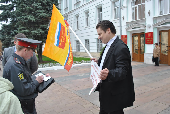 Пикеты против фальсифицированных выборов в Твери ©Суетин Юрий