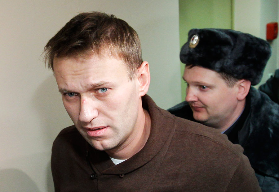Алексей Навальный в зале Тверского суда 6 декабря 2011 года. © Anton Golubev/Reuters