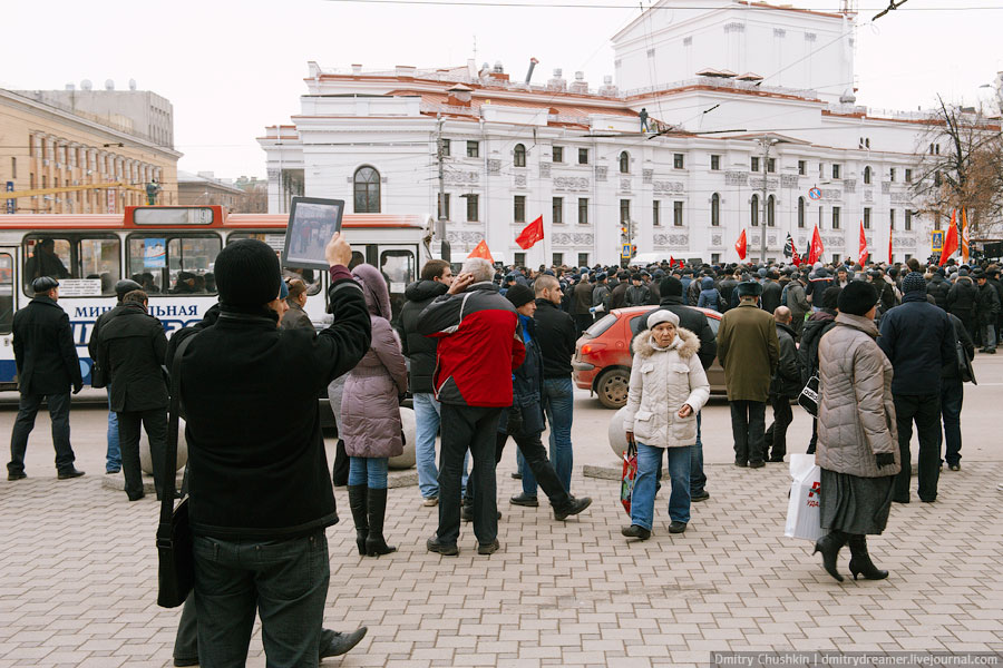 Митингующие в Воронеже 10 декабря 2011 года. © Дмитрий Чушкин/Ridus.ru