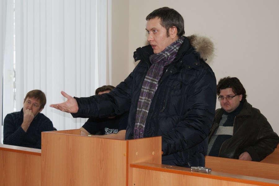 Выступление Сергея Давыдова в суде. Фото: tltgorod.ru