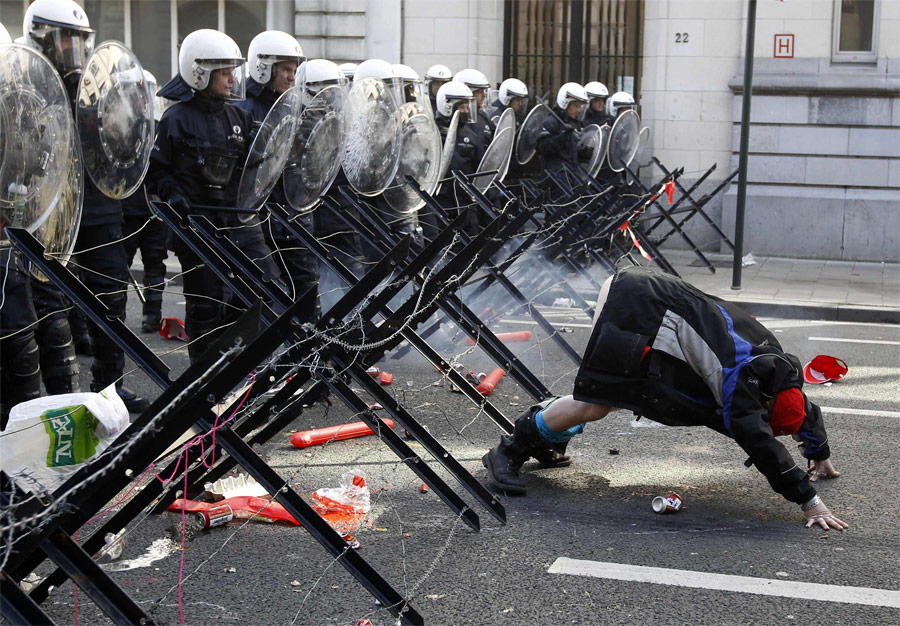 Во время демонстрации в Брюсселе. © Thierry Roge/Reuters
