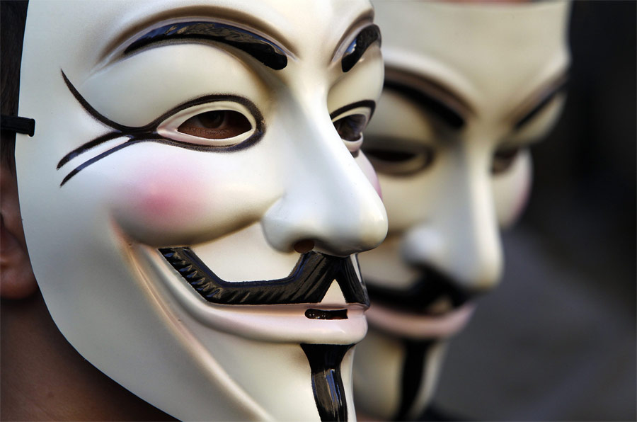 Маска Гая Фокса — символ движения Anonymous. © Stefano Rellandini/Reuters