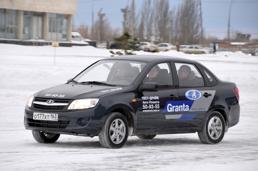 Тест-драйв Lada Granta, организованный по поводу запуска машины в серийное производство. © Михайлин Юрий/ИТАР-ТАСС