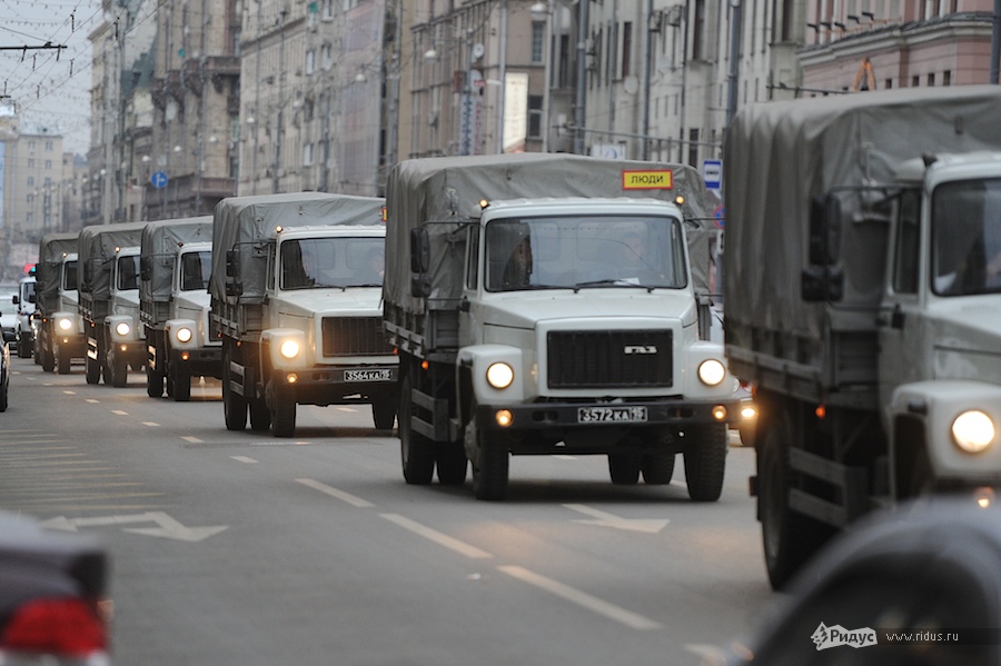 Усиление мер безопасности на Триумфальной площади в Москве 7 декабря 2011 года. © Антон Белицкий/Ridus.ru