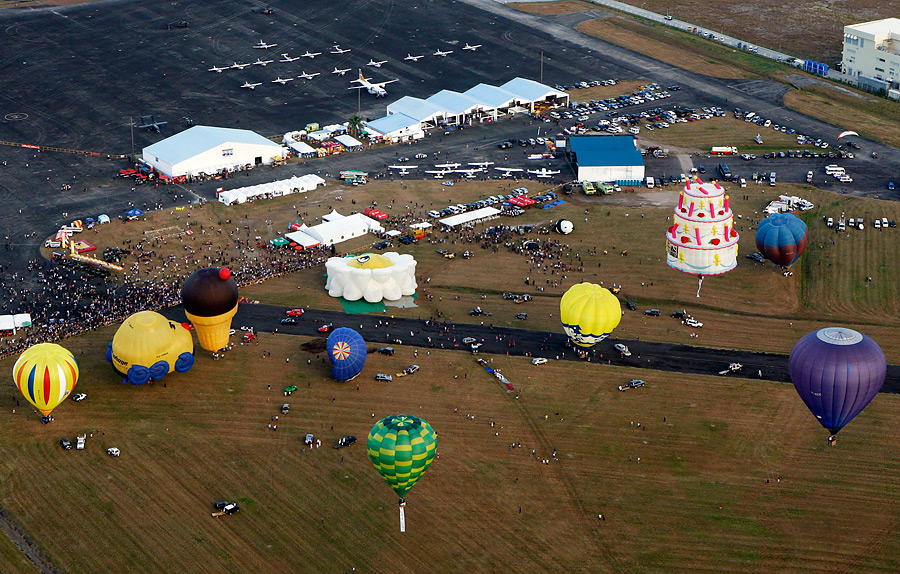 На Филиппинах начался фестиваль воздушных шаров Iz47ptzgoUuKce3s1JG8VQ
