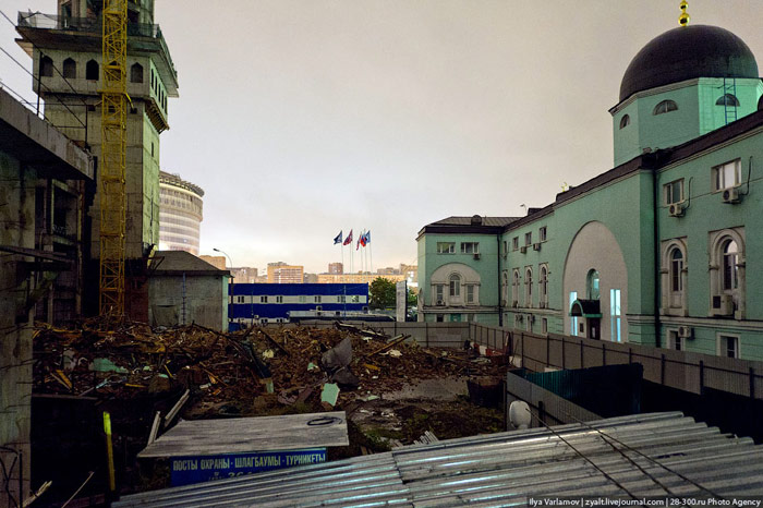 Снос Московской соборной мечети на улице Гиляровского. © Илья Варламов