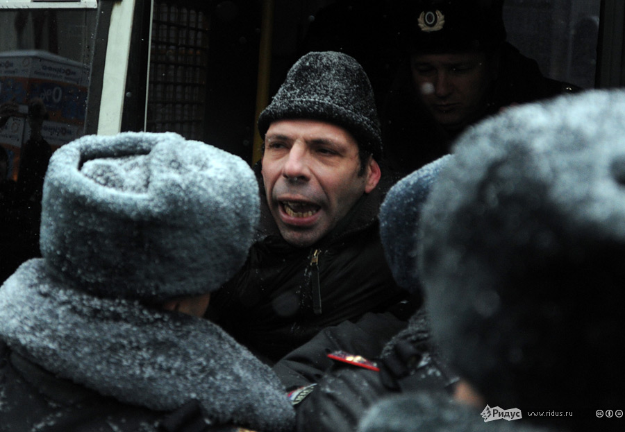 Задержание участников акции «Не допустим самозванцев в парламент!». © Василий Максимов/Ridus.ru