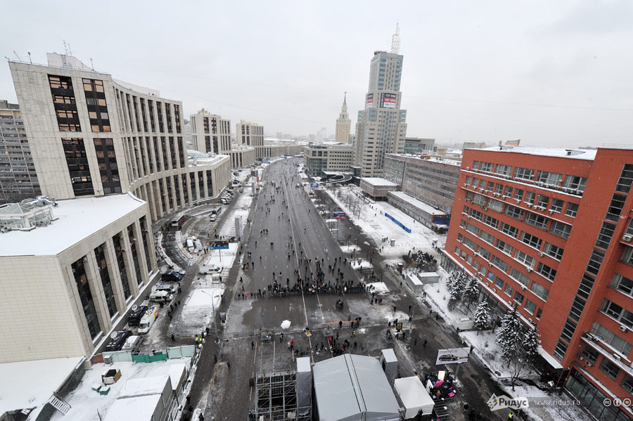 Вид сверху на проспект Сахарова, где будет проводиться митинг «За честные выборы» 24 декабря 2011 года. © Антон Тушин/Ridus.ru