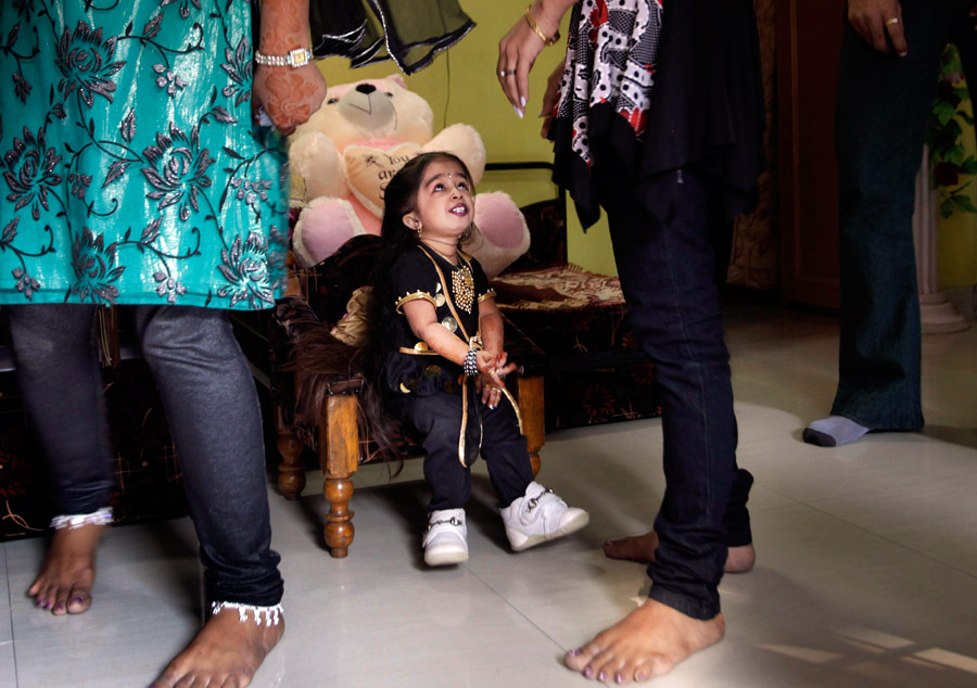 Джиоти Амге в своем доме перед пресс-конференцией. © Manish Swarup/AP Photo