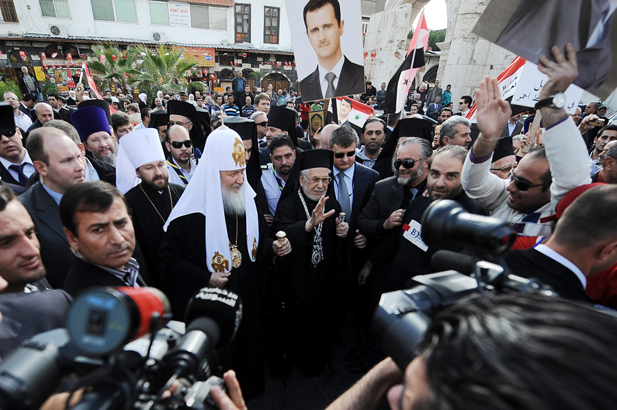 Патриарх Кирилл перед Успенским кафедральным собором в Дамаске. © Кирилл Новотарский/РИА Новости