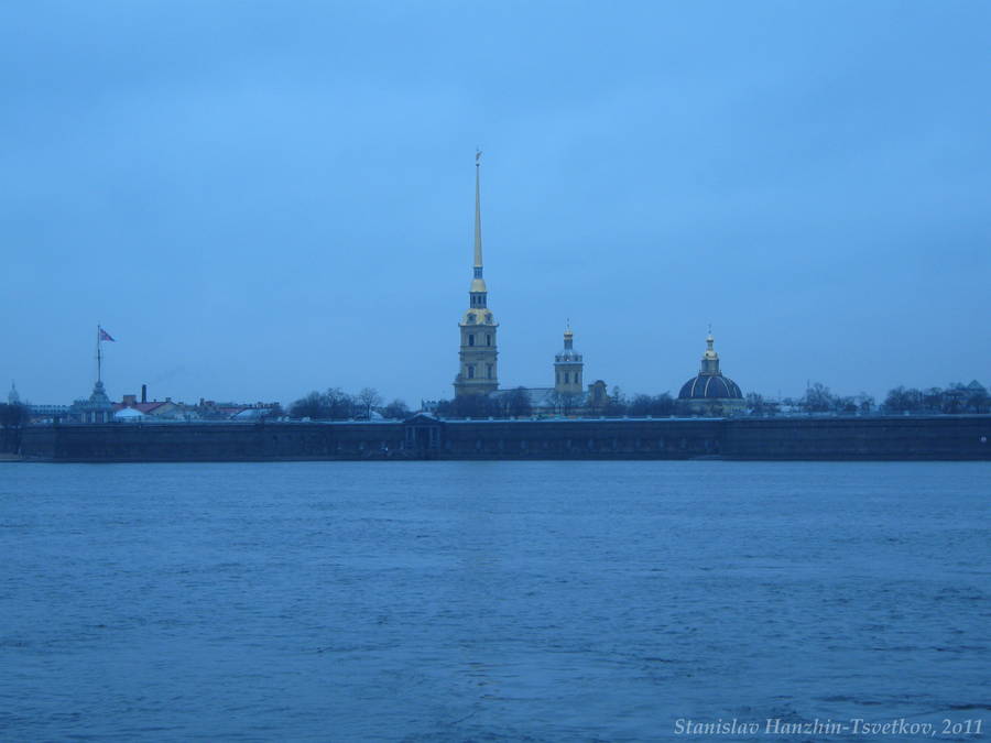 Уровень воды в Петербурге растёт ©Станислав Ханжин-Цветков