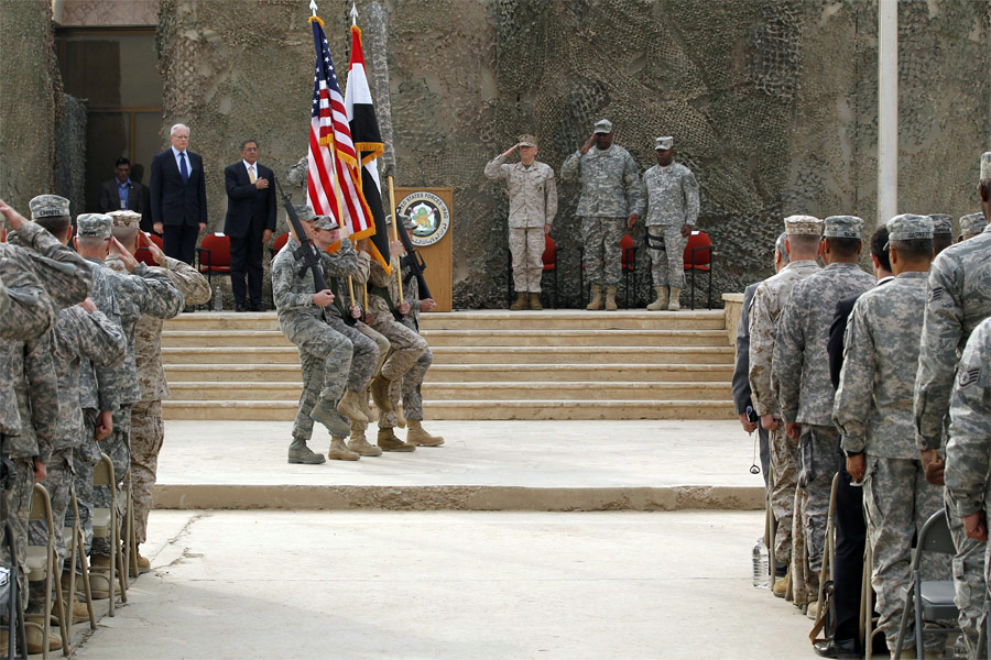 Торжественная церемония в честь окончания войны в Ираке. © Mohammed Ameen/Reuters