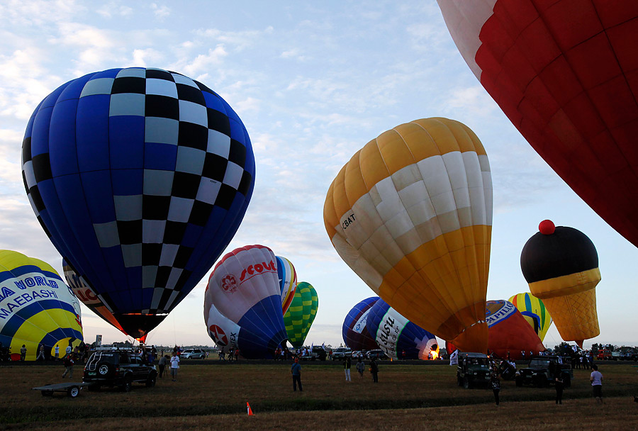 На Филиппинах начался фестиваль воздушных шаров VeQJmI95KdzTeUPrOsFCrw