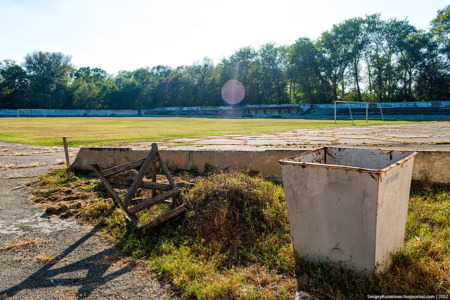 87. Стадион «Спортивное ядро» («Шерстяник») в фабричном парке также запущен.