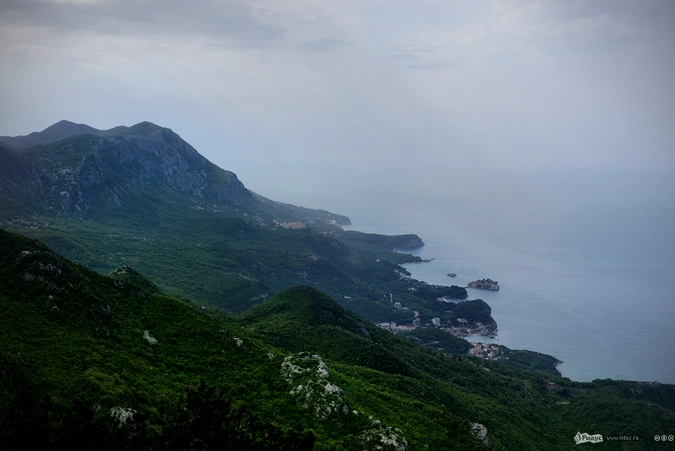 Вид на побережье Черногории.