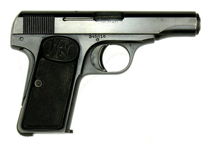 FN модель 1910 года, орудие убийства.