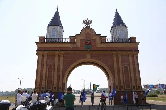 Триумфальная арка в Канске.