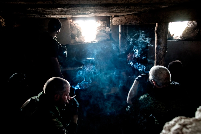  Бойцы батальона народного ополчения "Восток" во время боя за аэропорт в Донецке. 10.07.2014