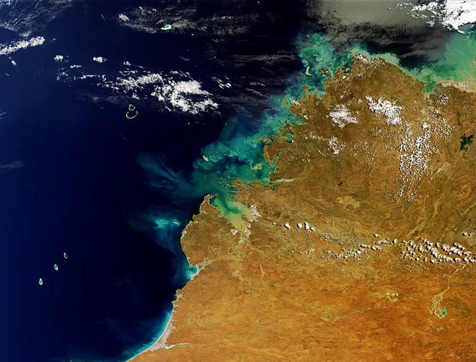 Австралийский регион Кимберли. Вверху правее — озеро Аргайл, самое большое искусственное озеро Австралии.
