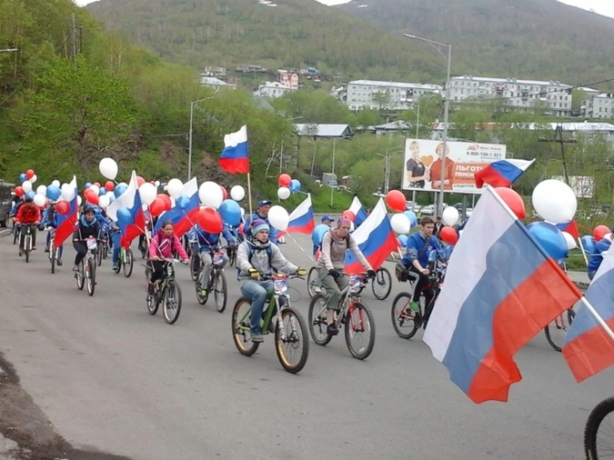 В Петропавловске-Камчатском в праздновании Дня России приняли участие более пяти тысяч человек.