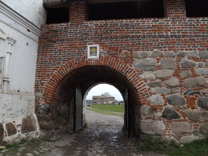 Ворота Соловецкого монастыря