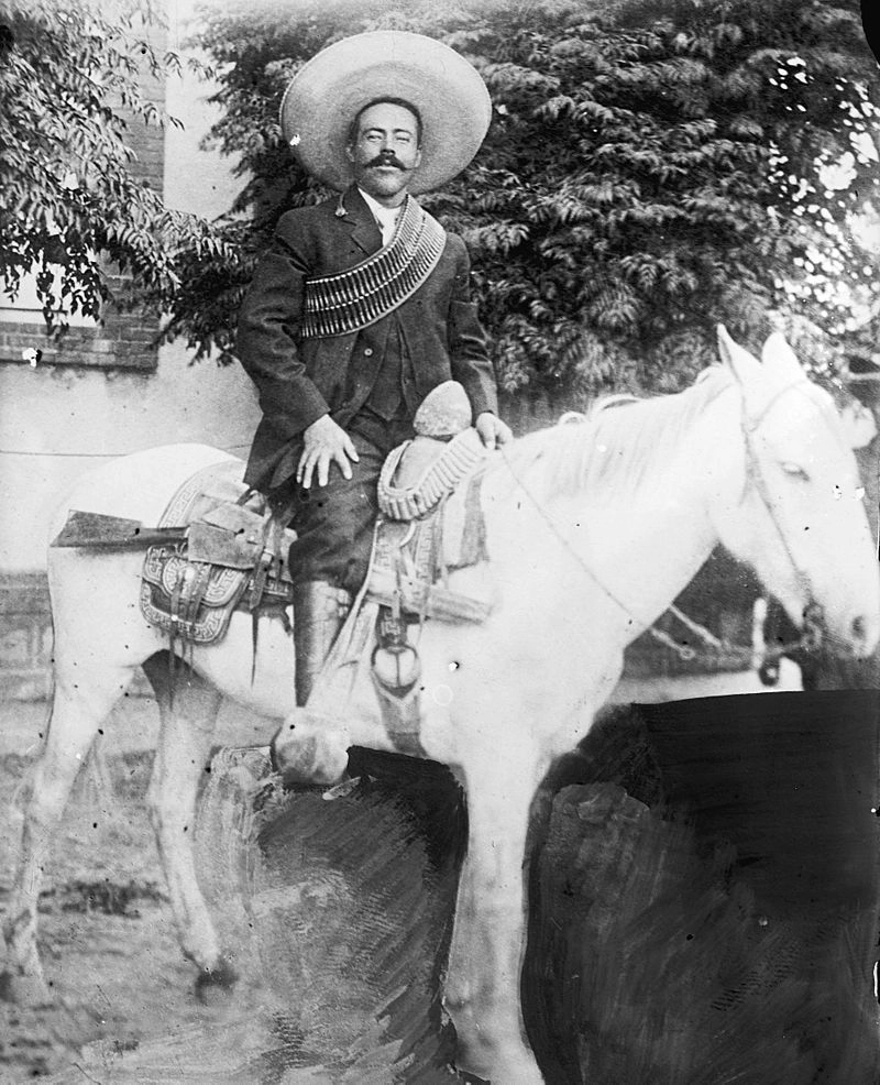 В широкополой шляпе, на коне и при оружии – Панчо Вилью знали и запомнили именно таким. 