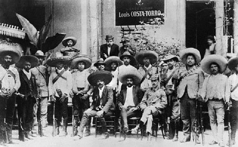 Эмилиано Сапата с лидерами революционного крестьянства Юга