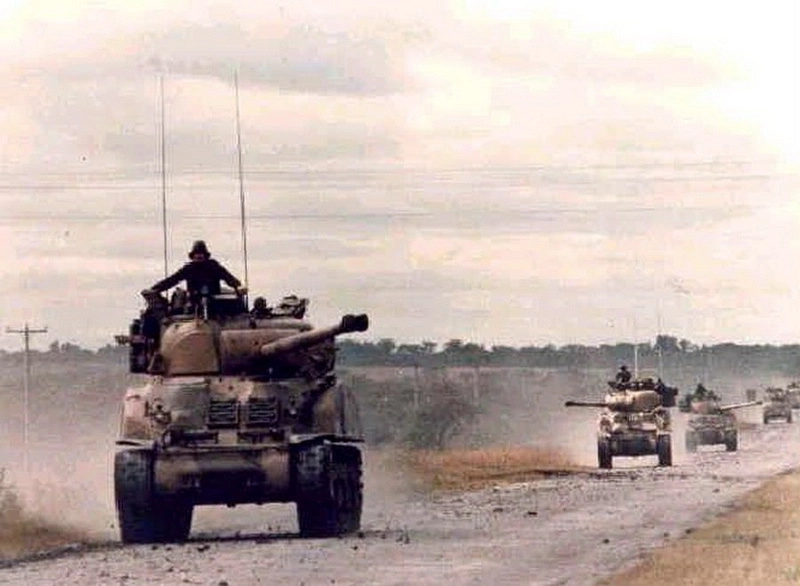 «Шерманы» на дорогах Аргентины. zona-militar.com «Шерманы» на дорогах Аргентины. zona-militar.com