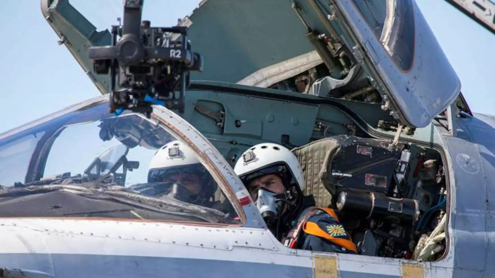 Кадр из фильма «Небо» Кадр из фильма «Небо»