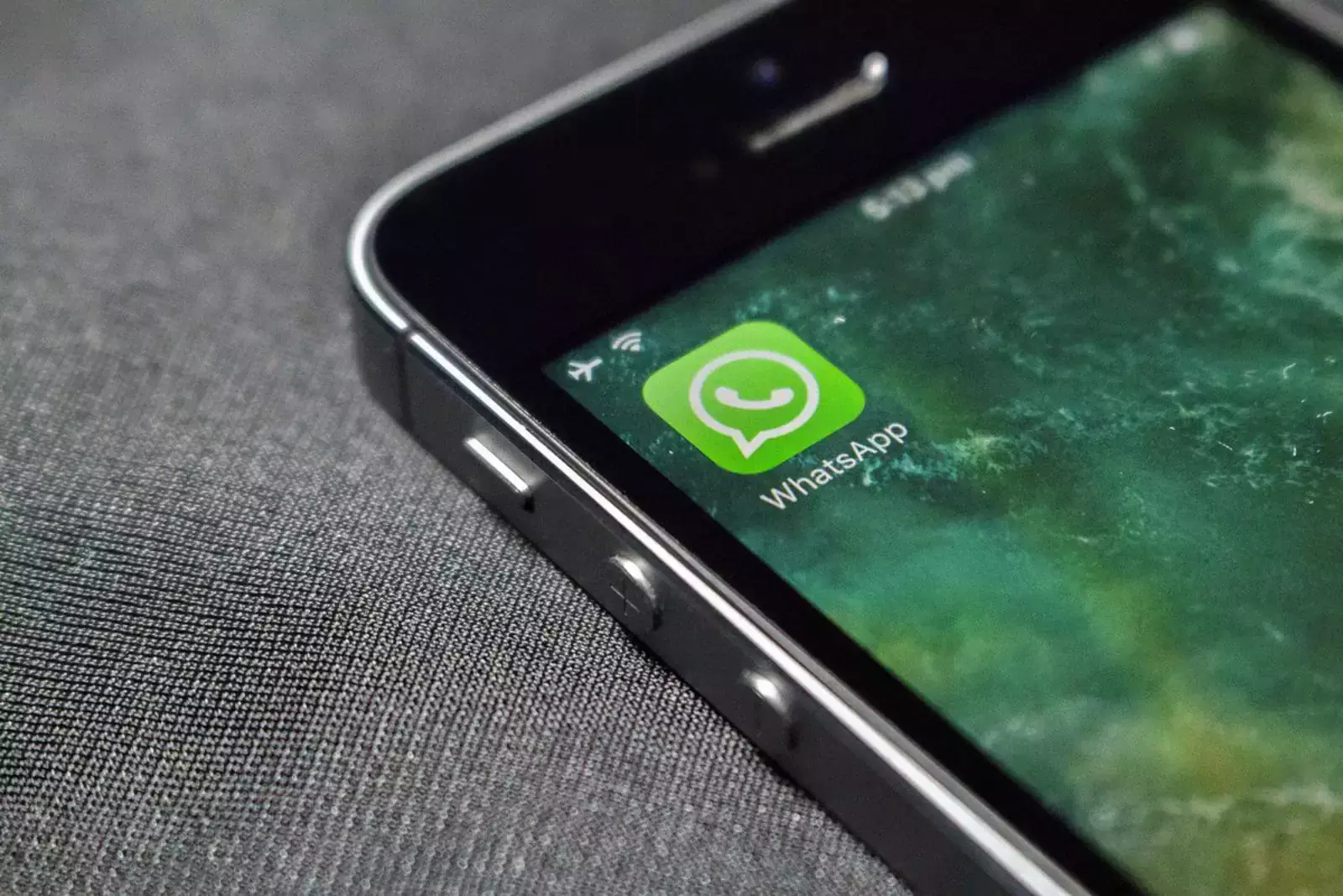 WhatsApp генерирует метаданные пользователей для спецслужб каждые 15 минут