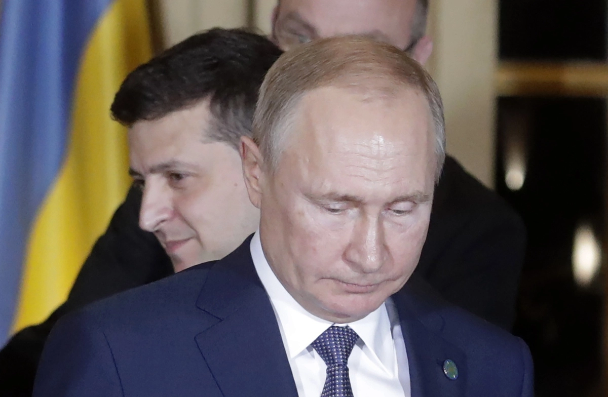 Владимир Зеленский и Владимир Путин во время встречи в рамках саммита «нормандского формата»
