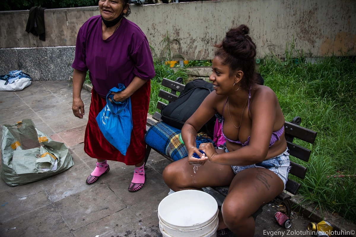 Джоанна уехала из дома в Флорианаполисе жить на улицу в Сан-Пауло