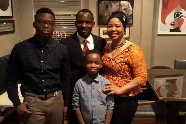 Тани со своей семьей в 2019 году