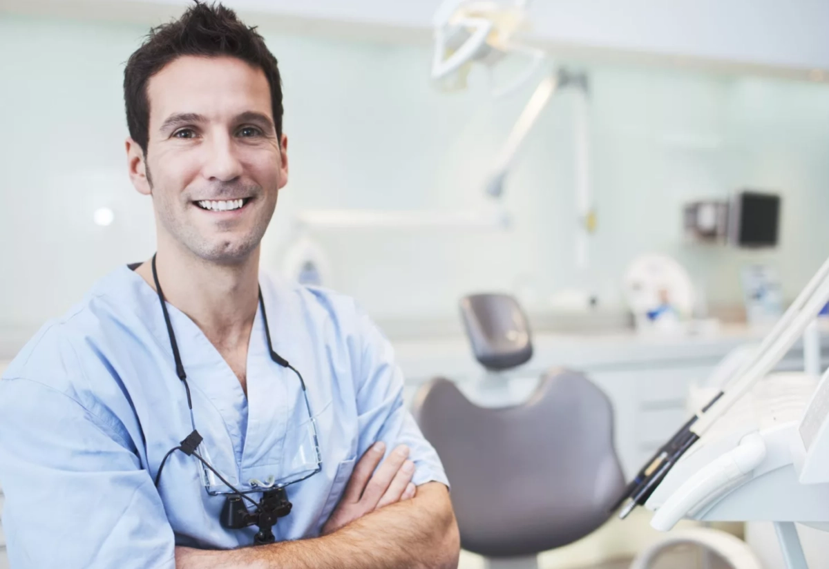 “Привет от стоматолога: тот факт, что боль прошла, не значит, что ваши зубы здоровы”. 