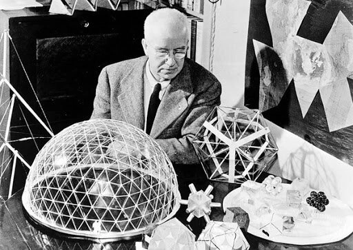 Почти слепой от рождения, он развил тактильное чувство геометрических форм, в частности треугольников и тетраэдров, что произвело на него впечатление наиболее устойчивых форм в природе. Почти слепой от рождения, он развил тактильное чувство геометрических форм, в частности треугольников и тетраэдров, что произвело на него впечатление наиболее устойчивых форм в природе.