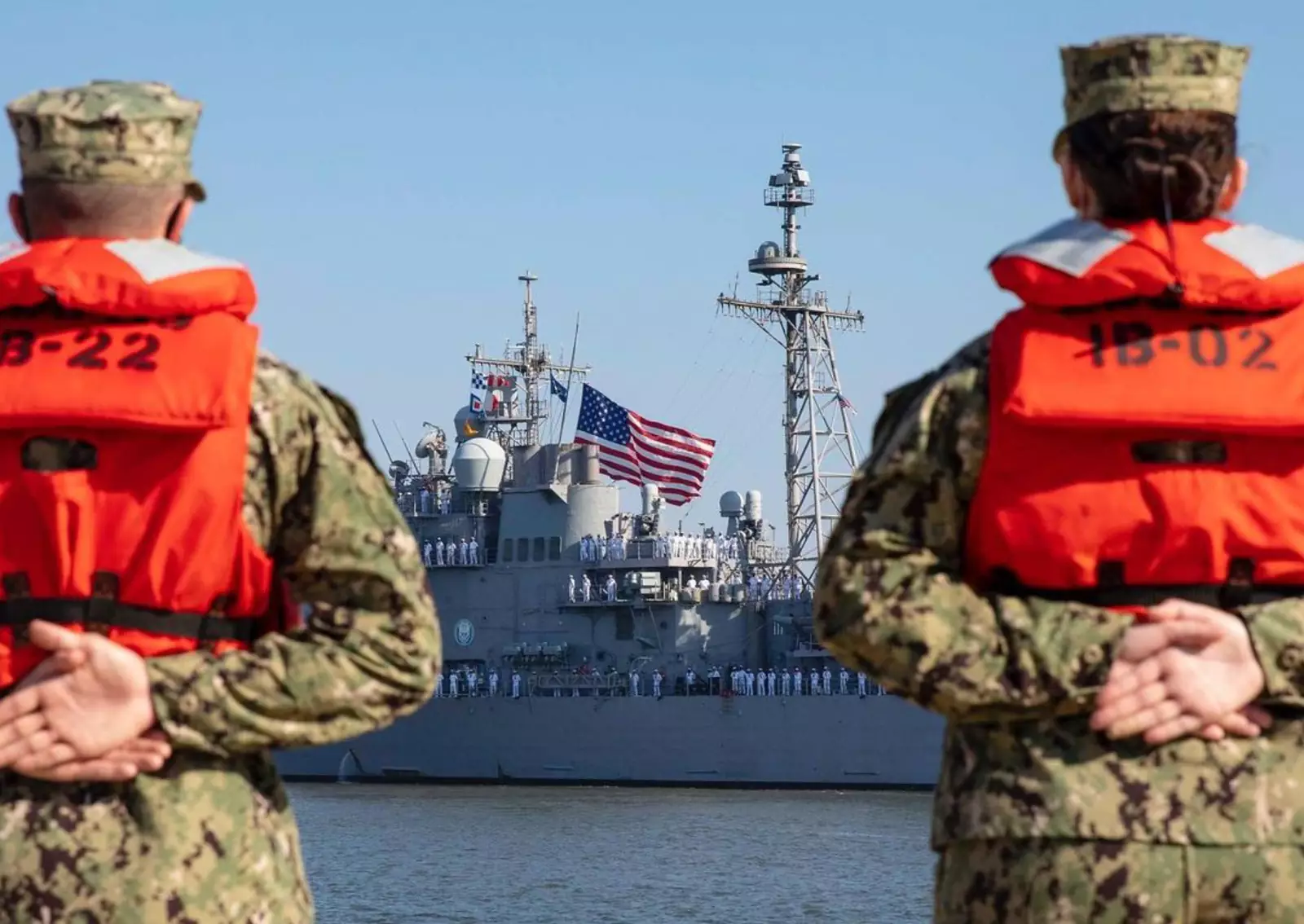 Ракетный крейсер США. Ракетный крейсер США.