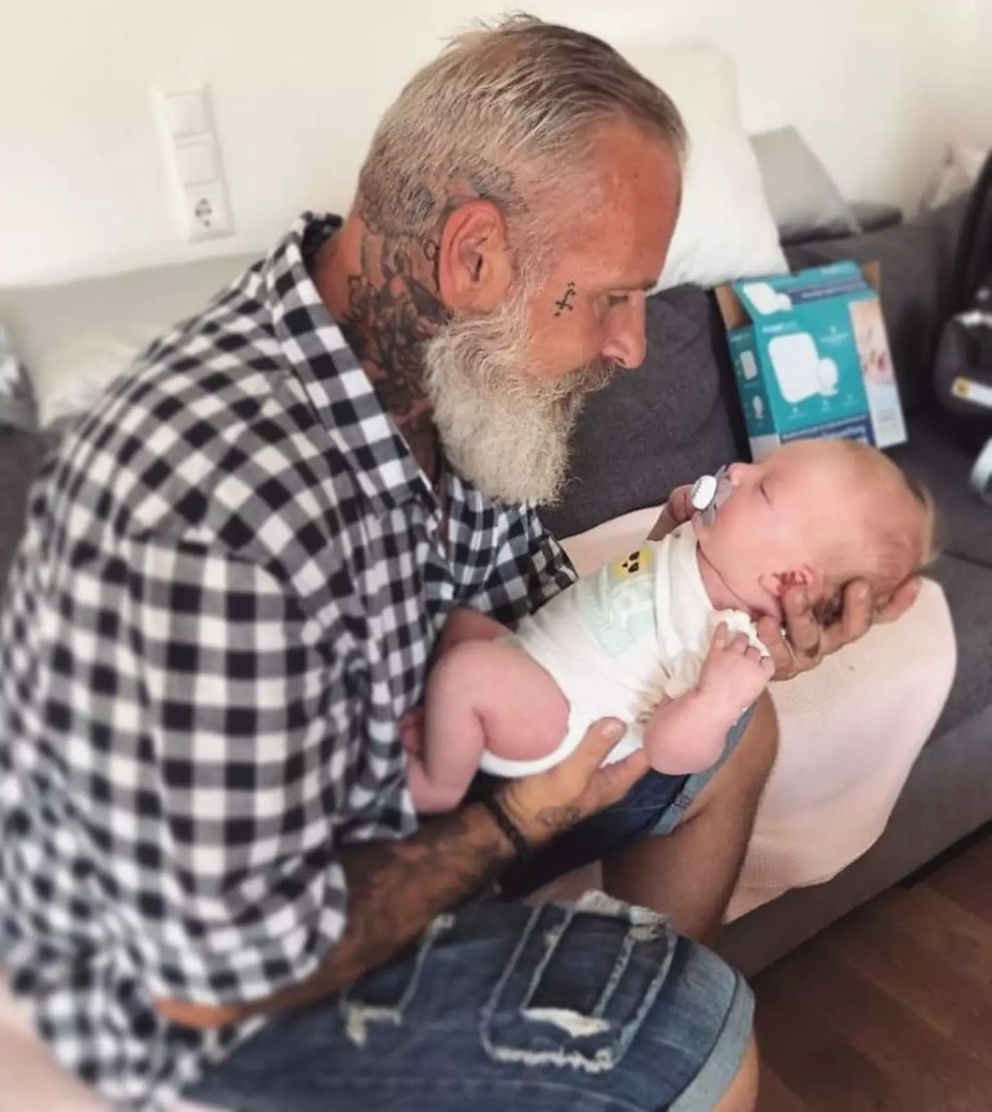 Еще один дедушка, который даст фору многим юнцам. Еще один дедушка, который даст фору многим юнцам.