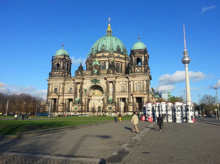 Телебашня и кафедральный собор Берлина. © Полина Горбань